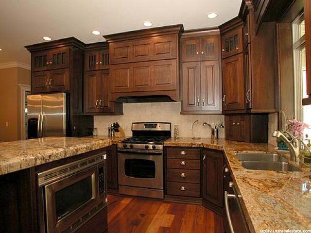 54 N Sherwood Dr, Providence, UT 84332 — photo 4