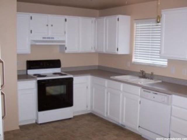 3593 Centennial Rd, Magna, UT 84044 — photo 2