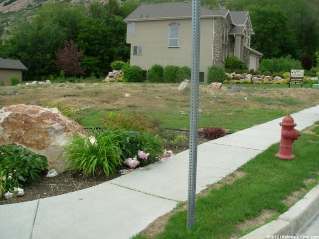 1080 E Benchview Dr, Ogden, UT 84404 — photo 2
