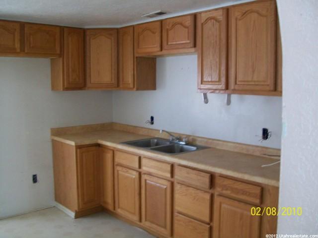 154 S 400 E, Vernal, UT 84078 — photo 6