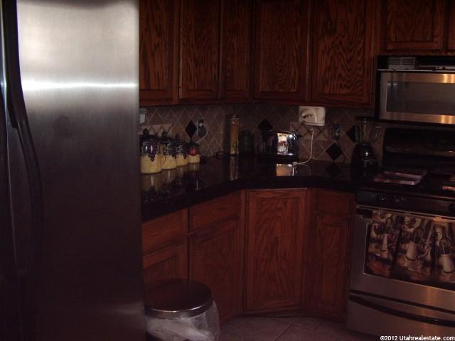 981 S 300 W, Ogden, UT 84404 — photo 10