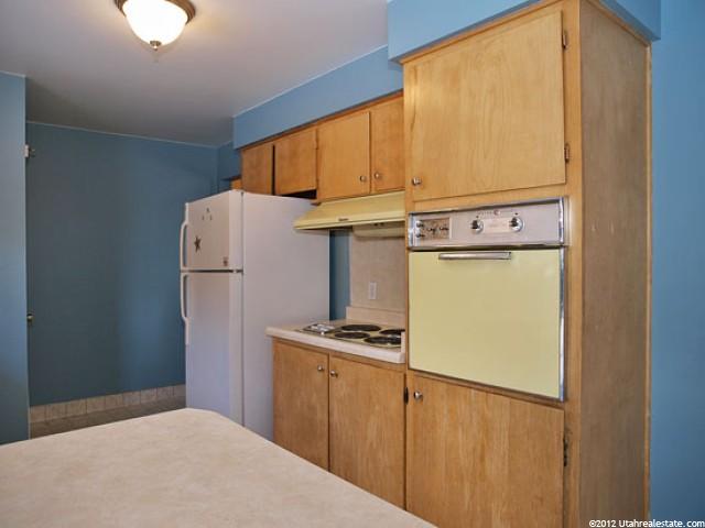768 N 1000 E, Bountiful, UT 84010 — photo 3