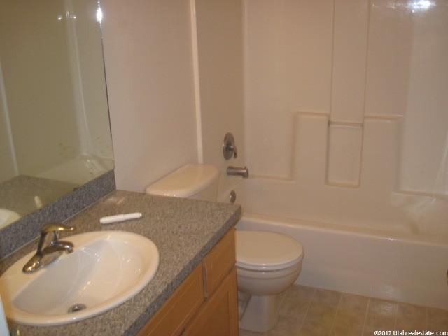 2016 N 1720 W, Clinton, UT 84015 — photo 11