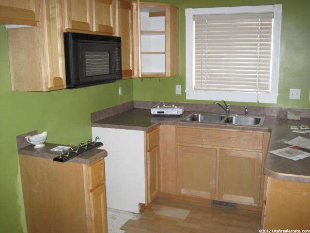 2016 N 1720 W, Clinton, UT 84015 — photo 3