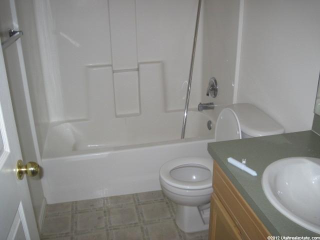 2016 N 1720 W, Clinton, UT 84015 — photo 8