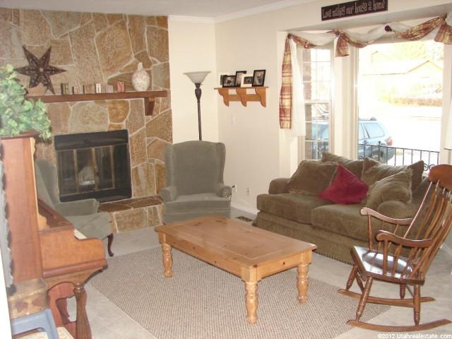 891 Ash Dr, Layton, UT 84040 — photo 2