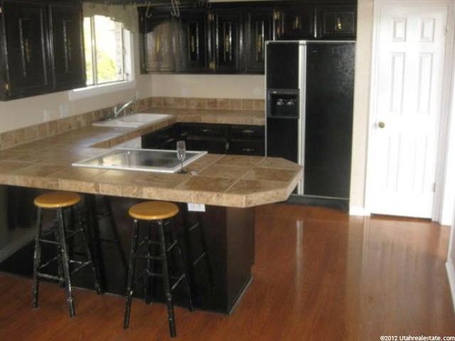 1549 E 9800 S, Sandy, UT 84092 — photo 2