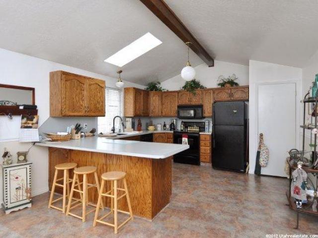 4067 S 650 W, Riverdale, UT 84405 — photo 4