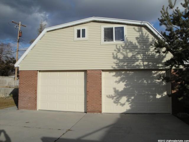 10175 S Amaryllis Dr E, Sandy, UT 84094 — photo 11