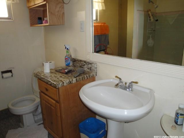 10175 S Amaryllis Dr E, Sandy, UT 84094 — photo 3