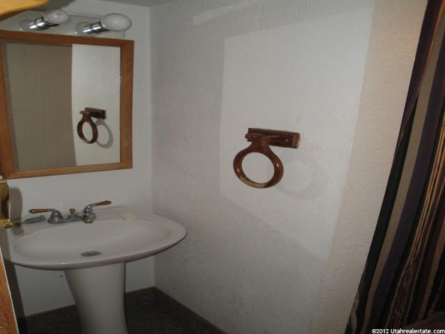 10175 S Amaryllis Dr E, Sandy, UT 84094 — photo 5