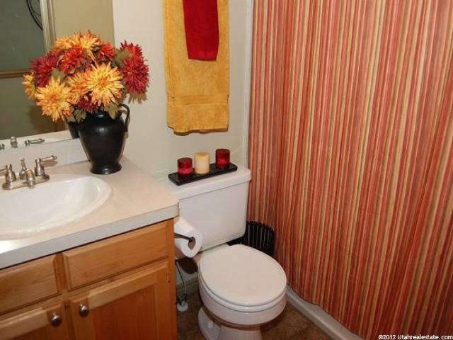 5127 S 3200 W, Roy, UT 84067 — photo 8