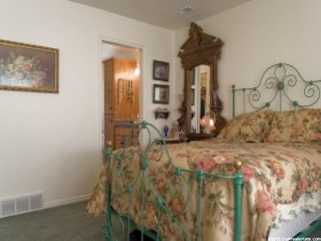 5164 S 350 E, Washington Terrace, UT 84405 — photo 7