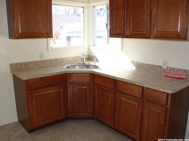 431 Jefferson Ave, Ogden, UT 84404 — photo 2
