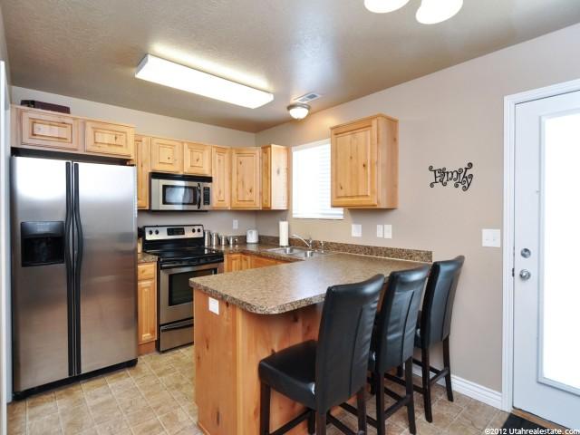 360 W 1925 N, Harrisville, UT 84404 — photo 2
