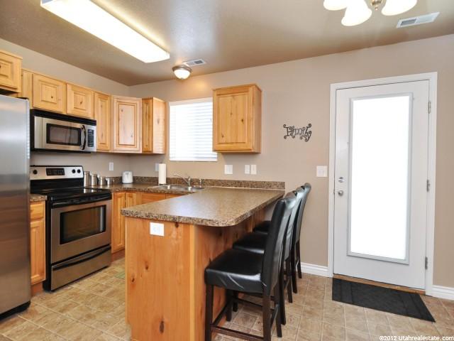 360 W 1925 N, Harrisville, UT 84404 — photo 3