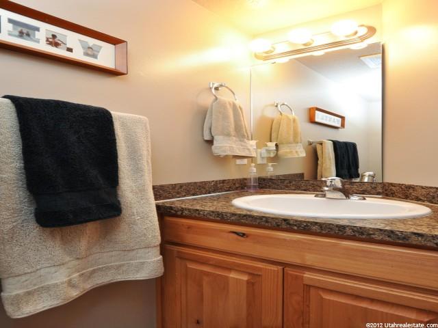 360 W 1925 N, Harrisville, UT 84404 — photo 9