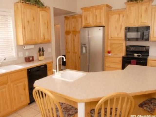 848 E 3250 N, North Ogden, UT 84414 — photo 4