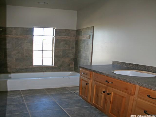 3541 Augusta Dr, Syracuse, UT 84075 — photo 8