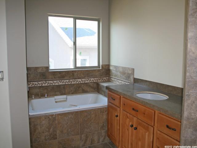3541 Augusta Dr, Syracuse, UT 84075 — photo 9