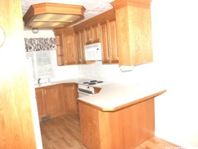 976 S 400 E, Centerville, UT 84014 — photo 3