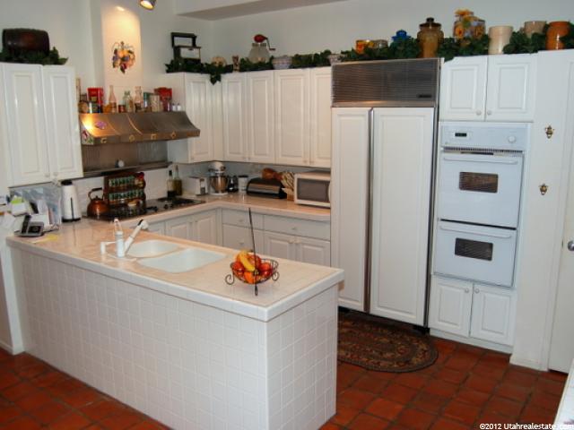 4792 S Naniloa Dr, Holladay, UT 84117 — photo 7