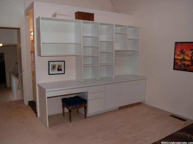 4792 S Naniloa Dr, Holladay, UT 84117 — photo 9