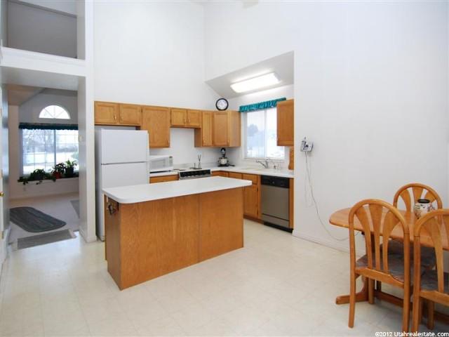 571 E 1250 S, Kaysville, UT 84037 — photo 5