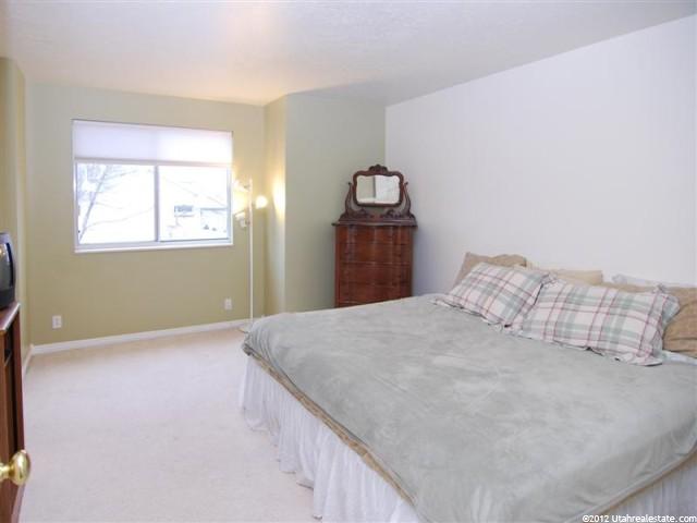 571 E 1250 S, Kaysville, UT 84037 — photo 8