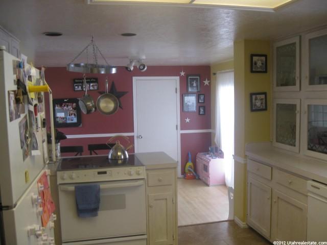 2827 S 500 W, Bountiful, UT 84010 — photo 4