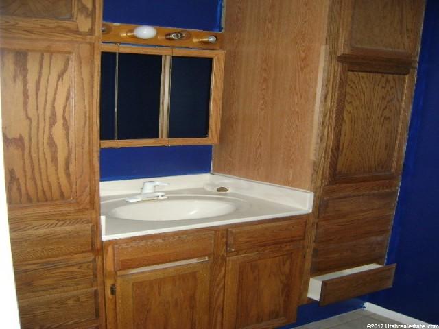 808 Verbenia Ave, Sandy, UT 84094 — photo 5