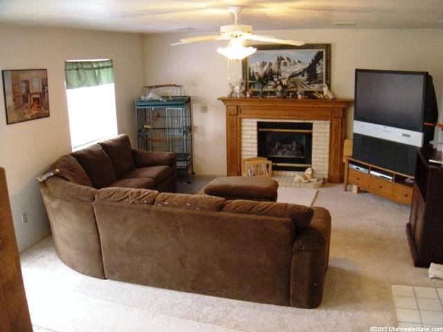 5390 S 3400 W, Roy, UT 84067 — photo 4
