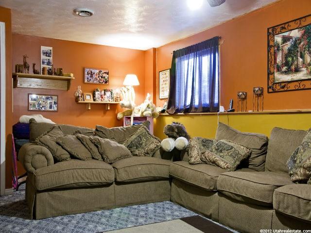 10804 S Bohm Pl, Sandy, UT 84094 — photo 2