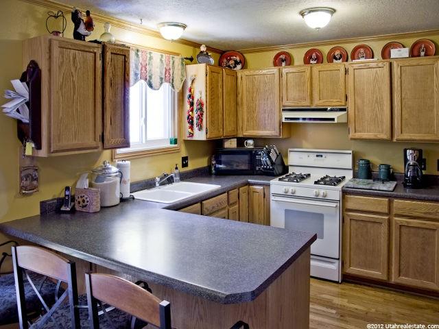 10804 S Bohm Pl, Sandy, UT 84094 — photo 4