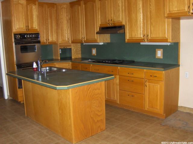 630 E Center St, Bountiful, UT 84010 — photo 3
