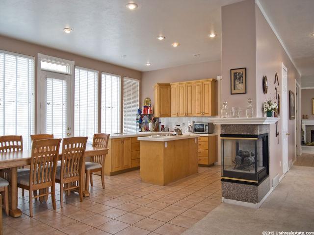 726 N Eagleridge Dr E, Bountiful, UT 84010 — photo 5