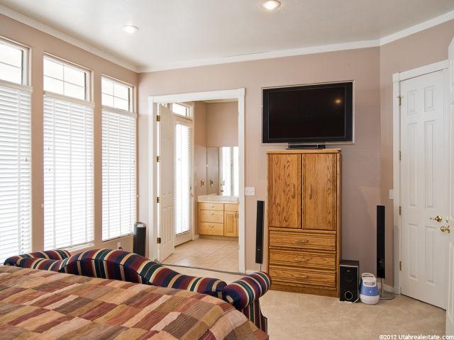 726 N Eagleridge Dr E, Bountiful, UT 84010 — photo 10