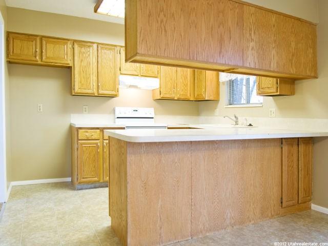 771 N 400 W, Centerville, UT 84014 — photo 5