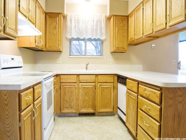 771 N 400 W, Centerville, UT 84014 — photo 6