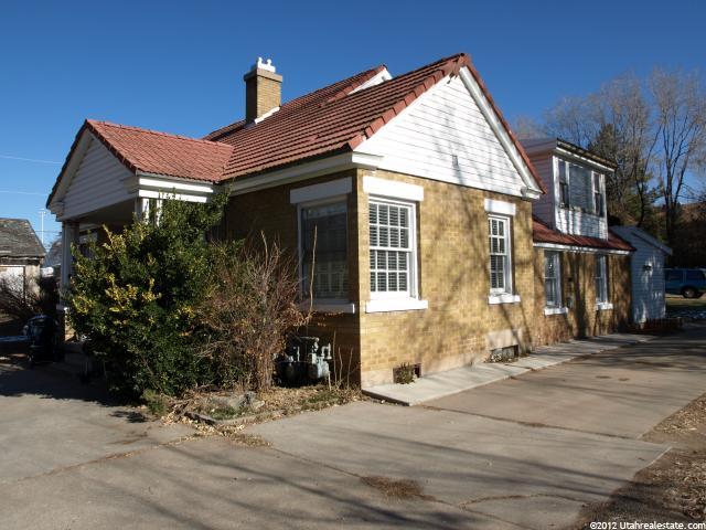 1057 S State St, Clearfield, UT 84015 — photo 2