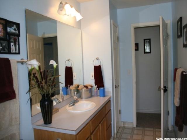 608 W 860 S, Tremonton, UT 84337 — photo 4