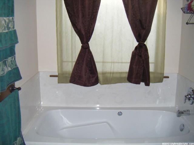 336 W 400 S, Hyde Park, UT 84318 — photo 7
