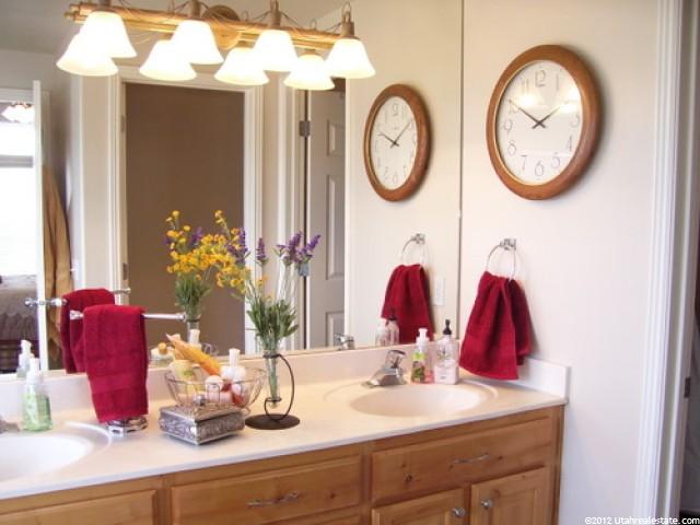 35 E 2250 N, Layton, UT 84041 — photo 8