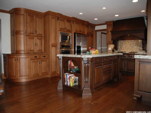 1798 Cornwall Ct, Sandy, UT 84092 — photo 2