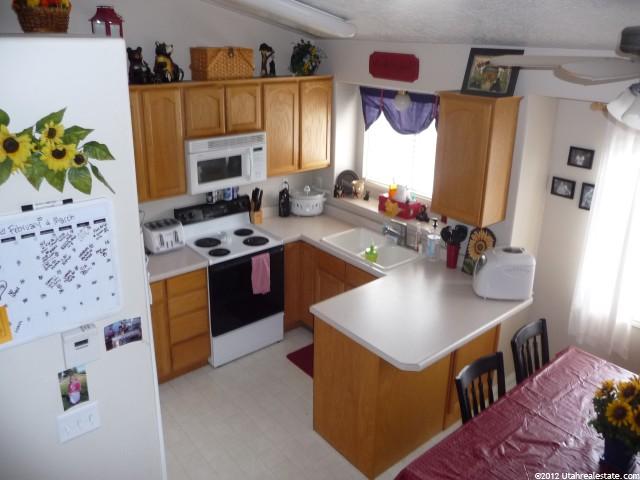 1197 E 3075 N, Layton, UT 84040 — photo 2