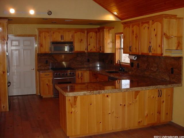 215 S Stagecoach Dr, Brookside, UT 84782 — photo 3