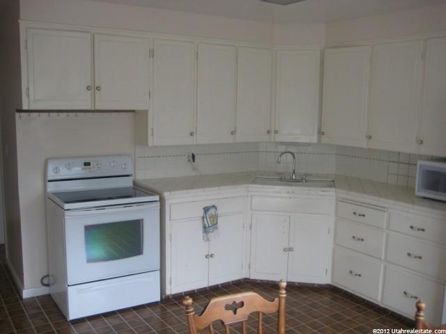 41 W Wasatch St, Midvale, UT 84047 — photo 8