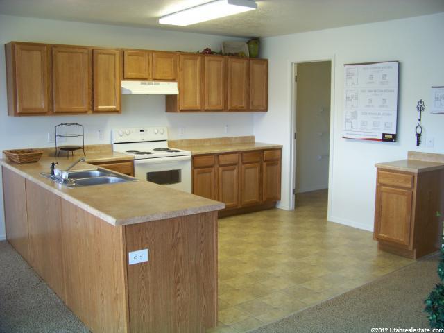 962 N 210 W, Tooele, UT 84074 — photo 3