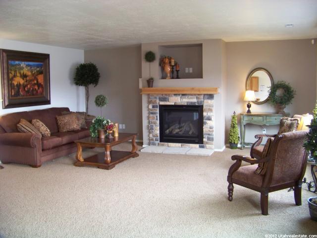 962 N 210 W, Tooele, UT 84074 — photo 4