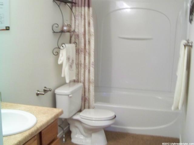 962 N 210 W, Tooele, UT 84074 — photo 9